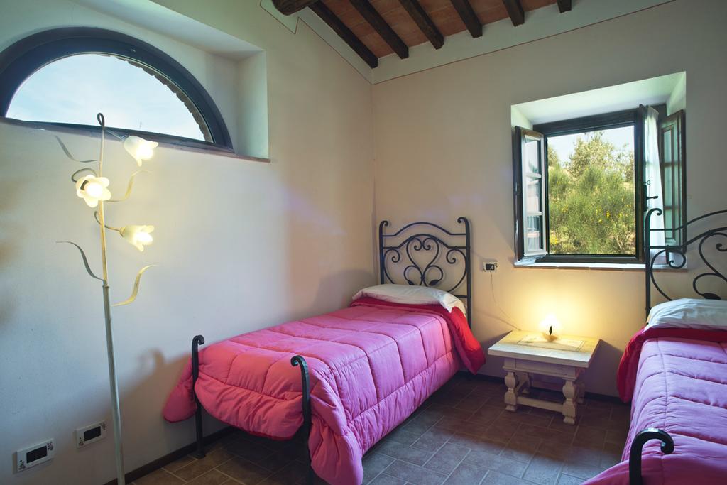 Agriturismo Podere Campaini Volterra Dış mekan fotoğraf