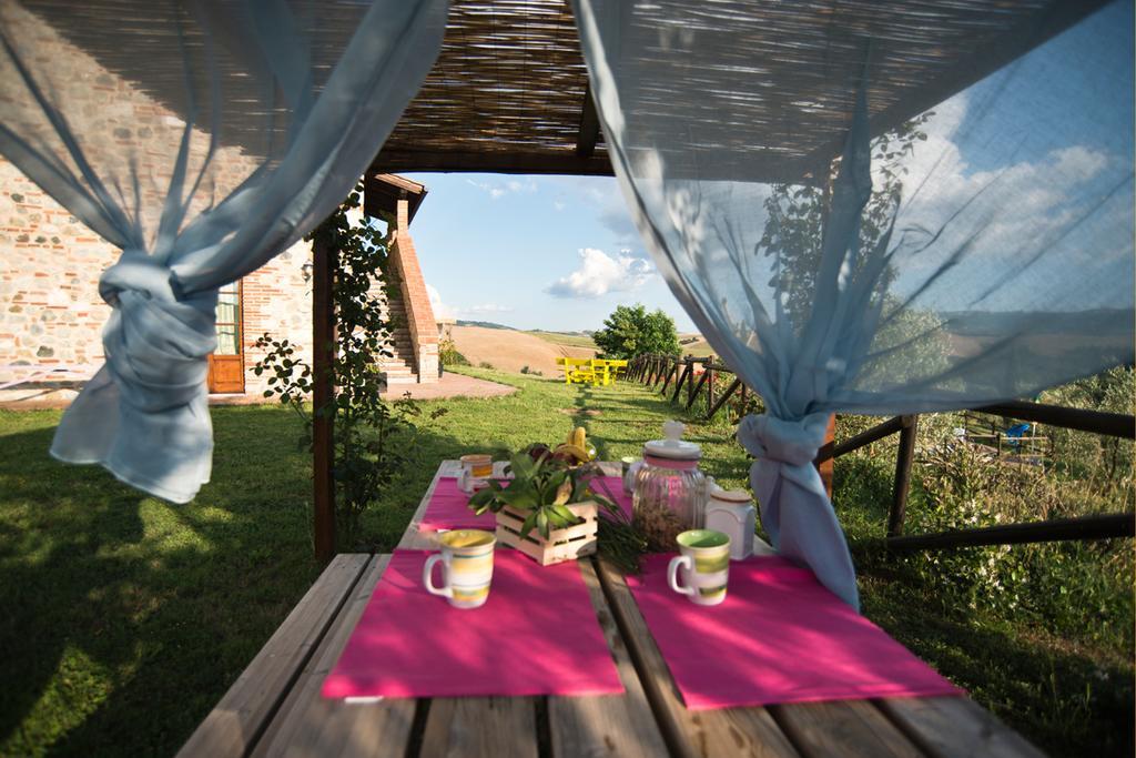 Agriturismo Podere Campaini Volterra Dış mekan fotoğraf