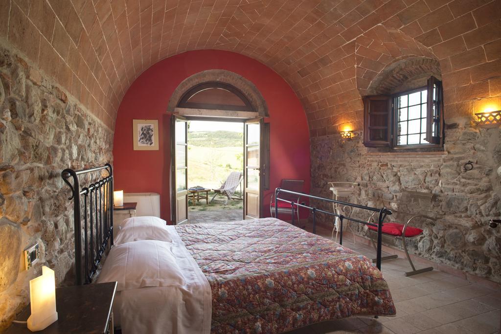 Agriturismo Podere Campaini Volterra Dış mekan fotoğraf